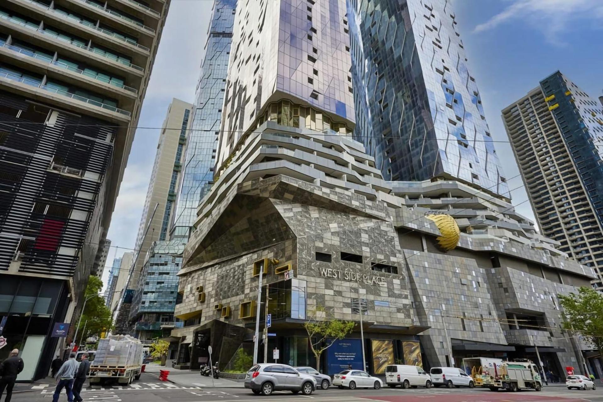 57Th At West Side Place Melbourne Eksteriør bilde
